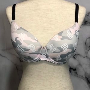 VS PINK Camo Print Bra